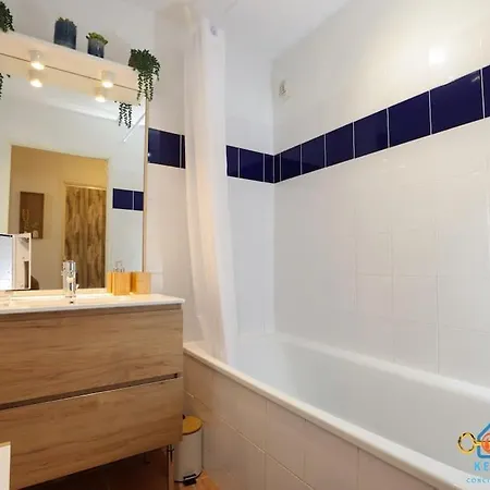 Appartement Superbe Nid Douillet Avec Terrasse, Double Parking