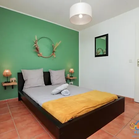Apartment Superbe Nid Douillet Avec Terrasse, Double Parking Carcassonne